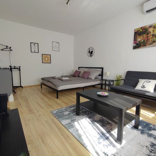 Apartament 2-osobowy z łazienką z własną kuchnią z 1 pomieszczeniem sypialnianym (możliwa dostawka)