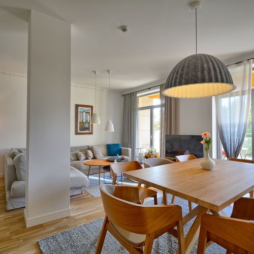 Apartament 4-osobowy Lux z widokiem na morze z 2 pomieszczeniami sypialnianymi
