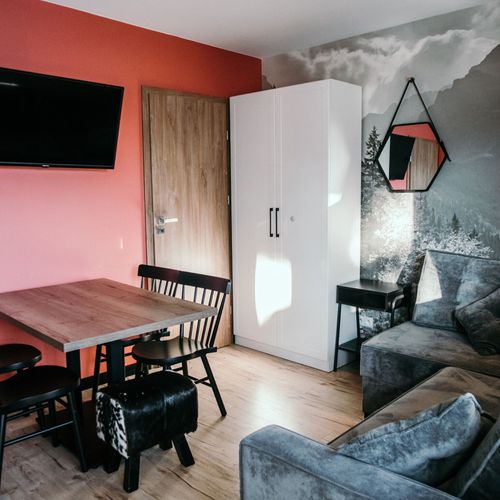 Apartament 4-osobowy na parterze z aneksem kuchennym z 2 pomieszczeniami sypialnianymi
