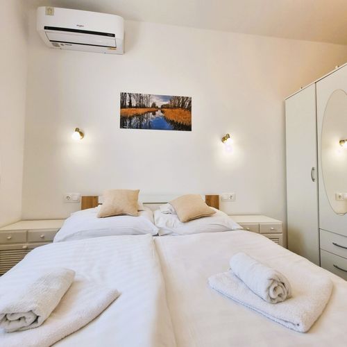 Apartament familial(ă) la parter cu 3 camere pentru 8 pers.