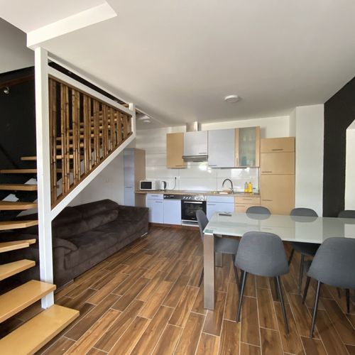 Apartament familial(ă) cu aer condiționat cu 3 camere pentru 6 pers. (se poate solicita pat suplimentar)