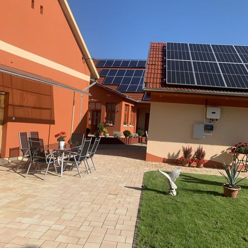 Apartament întreaga unitate cu vedere spre parc pentru 7 pers. (se inchirieaza doar integral)