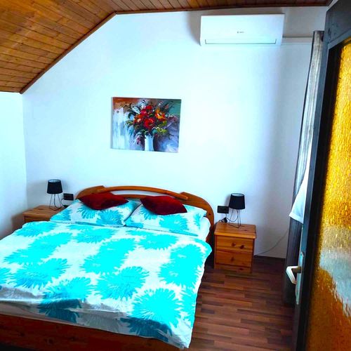 Apartament 3-osobowy na poddaszu typu Twin z 2 pomieszczeniami sypialnianymi