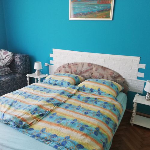 Casă de vară la parter cu vedere spre grădină pentru 7 pers. (se inchirieaza doar integral)