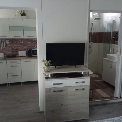Apartament 2-osobowy na piętrze z klimatyzacją z 1 pomieszczeniem sypialnianym (możliwa dostawka)