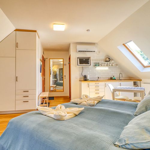 Apartament 2-osobowy na poddaszu z klimatyzacją z 1 pomieszczeniem sypialnianym