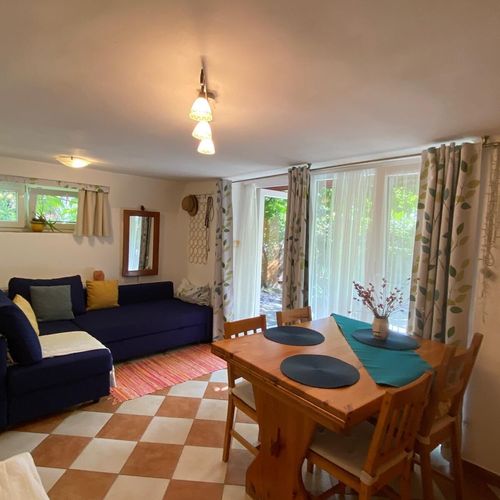 Apartament 2-osobowy na parterze Standard z 1 pomieszczeniem sypialnianym (możliwa dostawka)