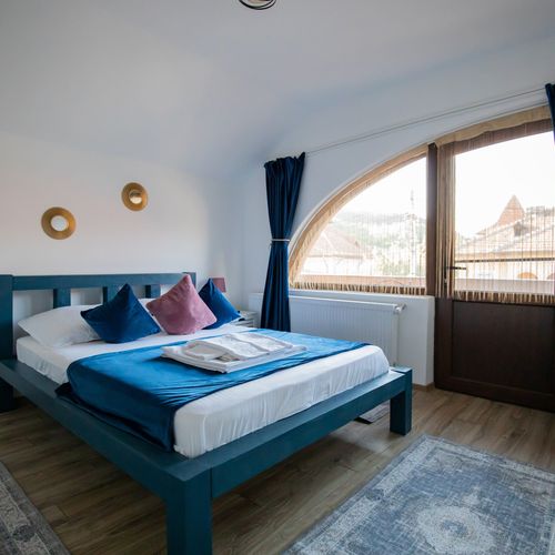 Camera dubla deluxe cu balcon