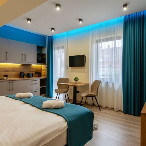 Apartament cu terasă cu vedere spre curte cu 1 camera pentru 2 pers.