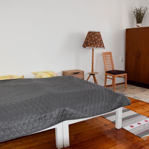 Casa rustică familial(ă) întreaga unitate pentru 10 pers. (se inchirieaza doar integral)
