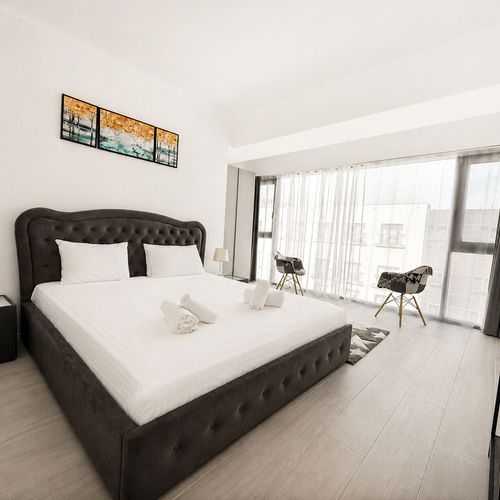 Apartament superior cu vedere parțială spre mare cu 2 camere pentru 4 pers.