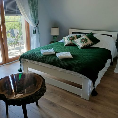 Apartman s manželskou postelí s 1 ložnicí s výhledem na hory v podkroví