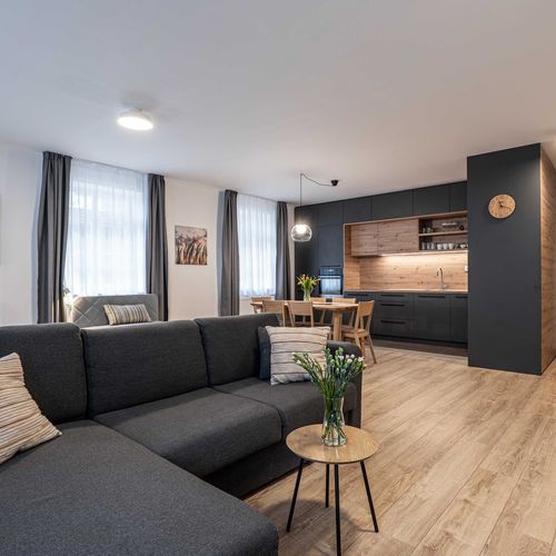 Komfort Apartman s balkónem pro 4 os. se 2 ložnicemi (s možností přistýlky)