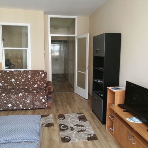 Apartman s klimatizací s manželskou postelí s 1 ložnicí s výhledem na park