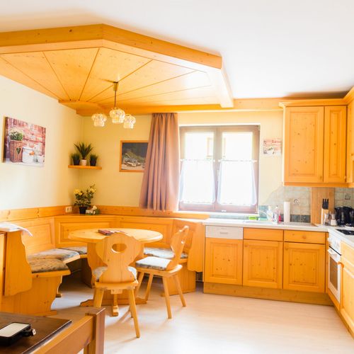 Apartament 4-osobowy Family z własną kuchnią z 2 pomieszczeniami sypialnianymi