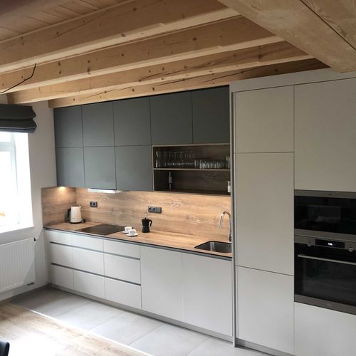 Superior Apartman s balkónem pro 8 os. se 4 ložnicemi