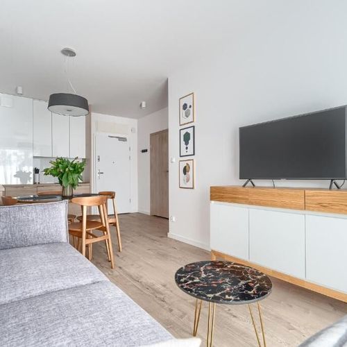 Apartament pentru 4 pers. (se inchirieaza doar integral)