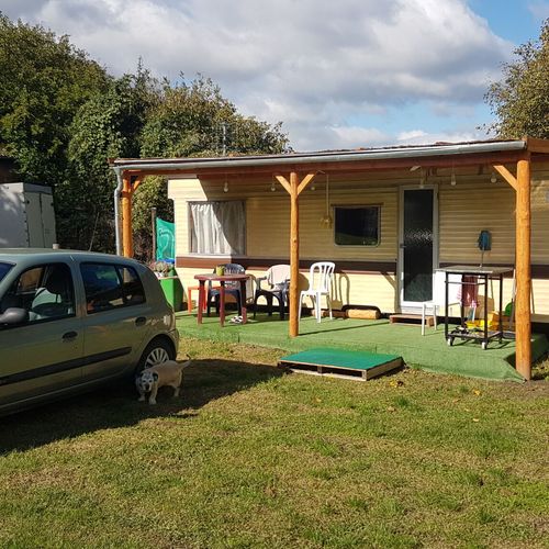 Bungalow familial(ă) cu vedere spre grădină pentru 4 pers. (se inchirieaza doar integral)