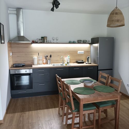 Apartament cu terasă cu vedere spre grădină cu 2 camere pentru 4 pers.