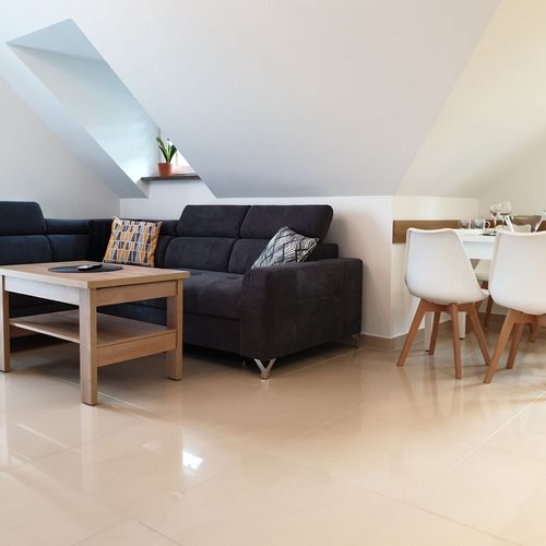 Apartament cu balcon cu bucătărie proprie cu 2 camere pentru 4 pers.