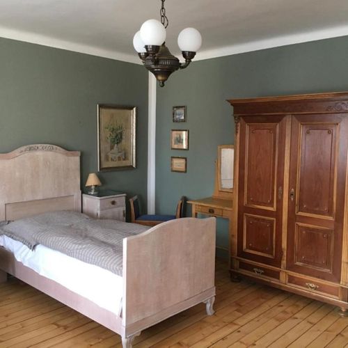 Apartament cu duș cu bucătărie proprie cu 1 camera pentru 2 pers. (se poate solicita pat suplimentar)