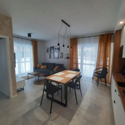 Apartament 4-osobowy 