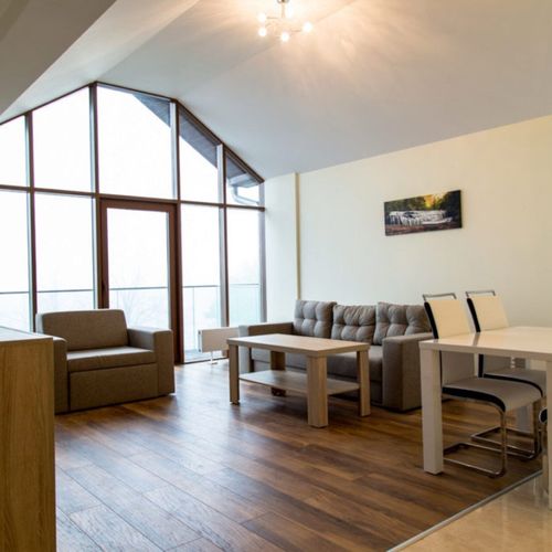 Apartament 5-osobowy 