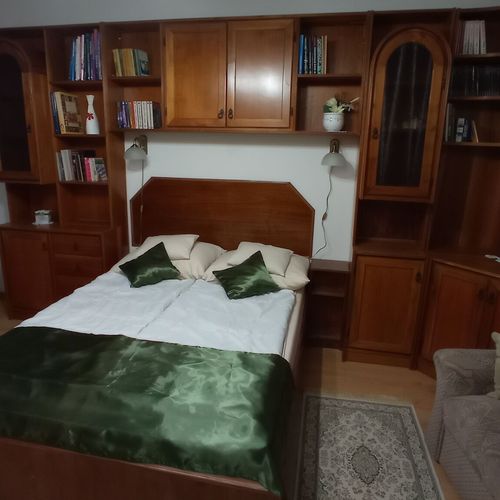 Apartament la parter cu balcon cu 2 camere pentru 3 pers.