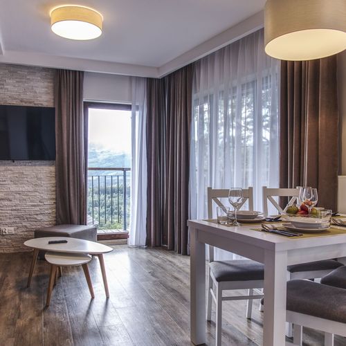 Apartament 4-osobowy 