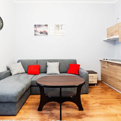 Apartament pentru 2 pers. (se inchirieaza doar integral)