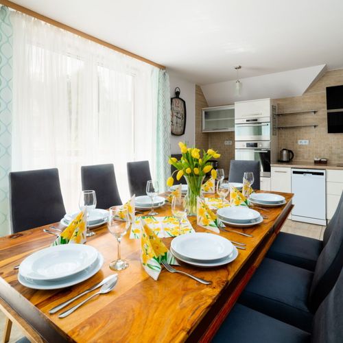 Apartament pentru 9 pers. (se inchirieaza doar integral)
