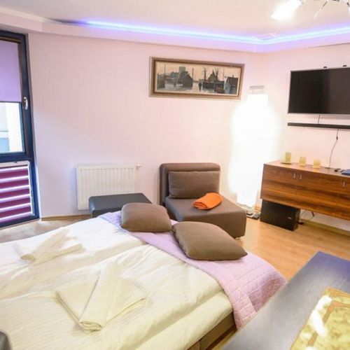 Apartament pentru 3 pers. (se inchirieaza doar integral)