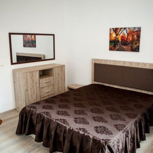 Apartament deluxe la etaj cu 2 camere pentru 4 pers.