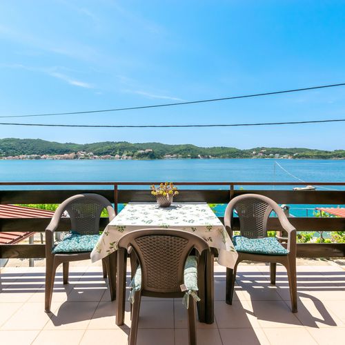 Apartament cu 2 camere pentru 3 pers.