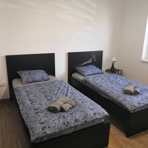 Apartament standard cu duș cu 1 camera pentru 3 pers.