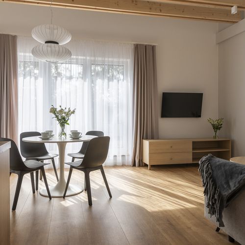 Apartament 6-osobowy na piętrze z widokiem na ogród z 3 pomieszczeniami sypialnianymi