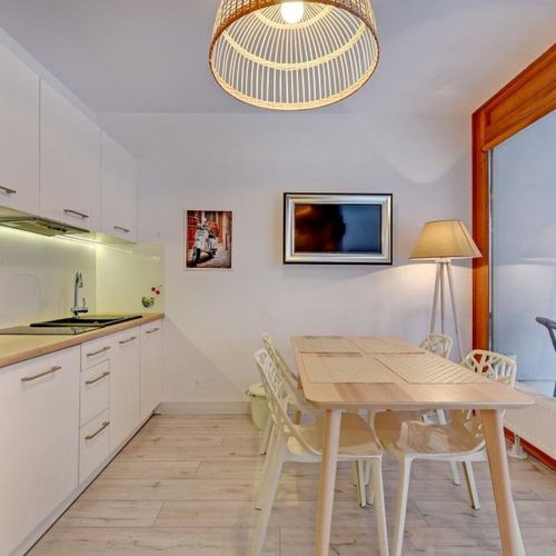 Apartament 4-osobowy z 2 pomieszczeniami sypialnianymi