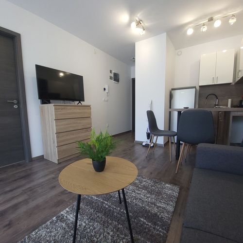Apartament exclusive la etaj cu 3 camere pentru 6 pers.