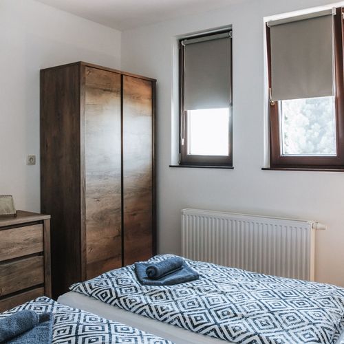 Apartament la etaj pentru 6 pers. (se inchirieaza doar integral)
