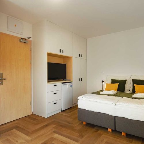 Apartament studio accesibil(ă) persoanelor cu dizabilități cu 1 camera pentru 2 pers.