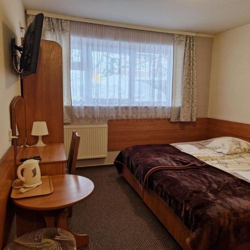 Pokój 2-osobowy Tourist z łazienką