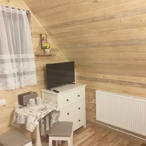Suita tourist cu vedere spre munte cu 2 camere pentru 5 pers.