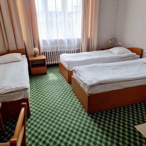 Pokój 3-osobowy z łazienką z aneksem kuchennym