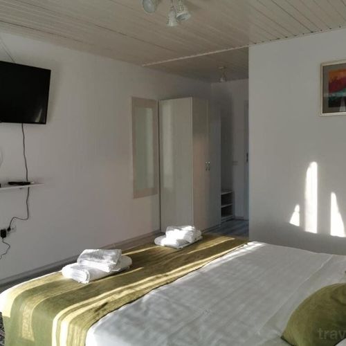 Apartament studio cu 2 camere pentru 4 pers.