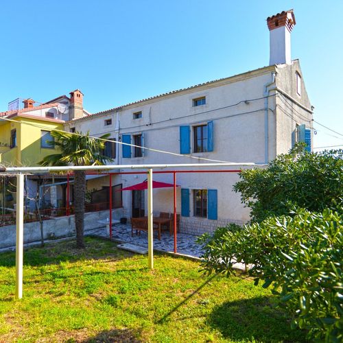 Apartament cu aer condiționat cu terasă cu 2 camere pentru 6 pers. K-19607
