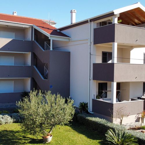 Apartament cu aer condiționat cu balcon cu 2 camere pentru 4 pers. A-19610-a