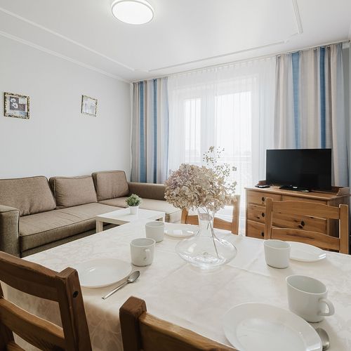 Apartament penthouse cu vedere spre mare cu 2 camere pentru 4 pers.