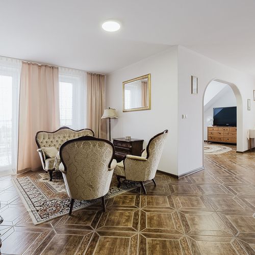 Apartament vip cu vedere spre mare cu 2 camere pentru 8 pers.