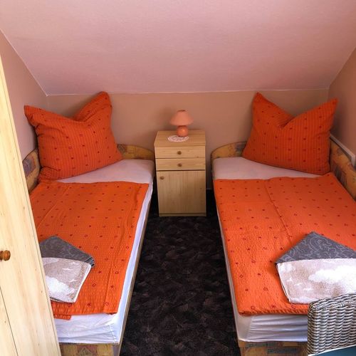 Rodinný Apartman pro 4 os. se 2 ložnicemi s výhledem do dvora