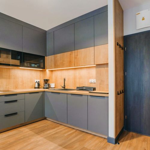 Apartament 4-osobowy częściowy z widokiem na morze